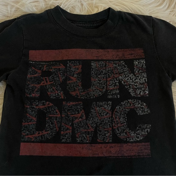 Boys 3T Run DMC Short Sleeve T - Picture 3 of 3